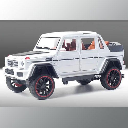 1:22 Scale GM-650 AMG Die Cast Pull Back Car Model with Lights and Sound 1:22 Scale GM-650 AMG Die Cast Pull Back Car Model with Lights and Sound