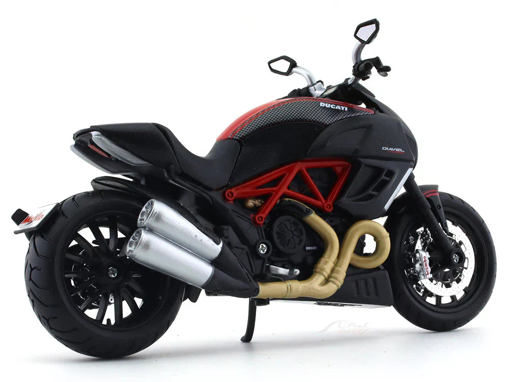 Ducati Diavel Carbon 1:12 Licensed Maisto Diecast Alloy Model Bike Ducati Diavel Carbon 1:12 Licensed Maisto Diecast Alloy Model Bike