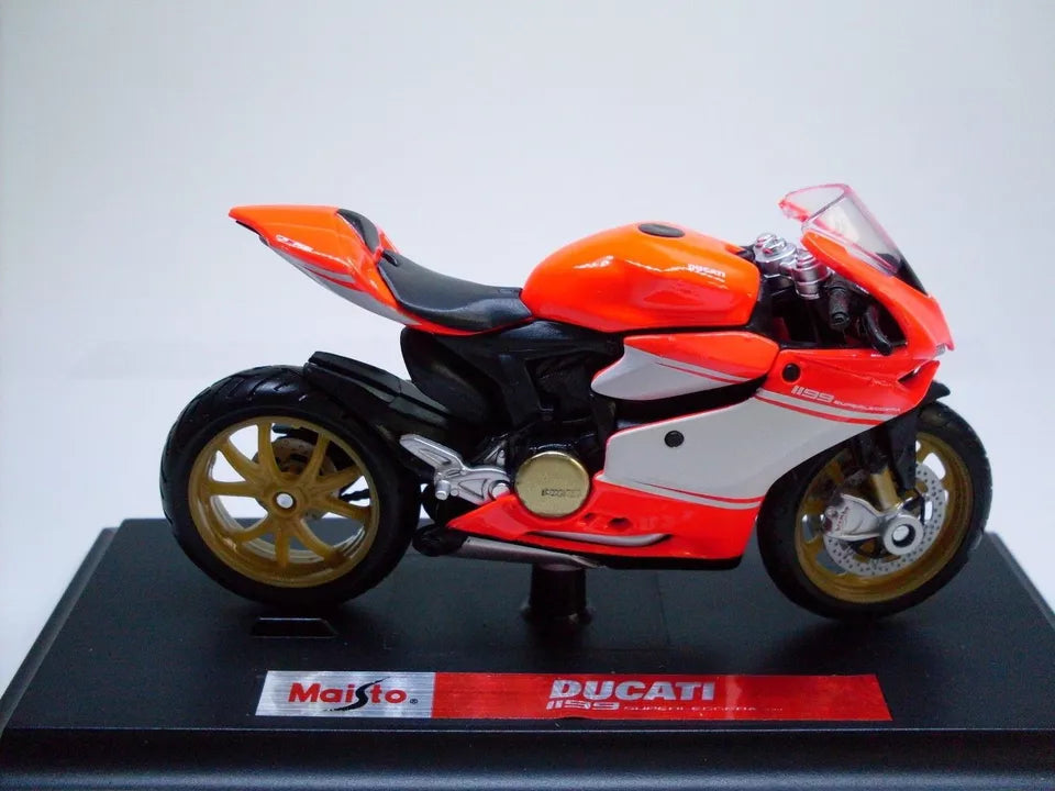 Ducati 1199 Superleggera 1:18 Licensed Maisto Diecast Alloy Model Bike Ducati 1199 Superleggera 1:18 Licensed Maisto Diecast Alloy Model Bike