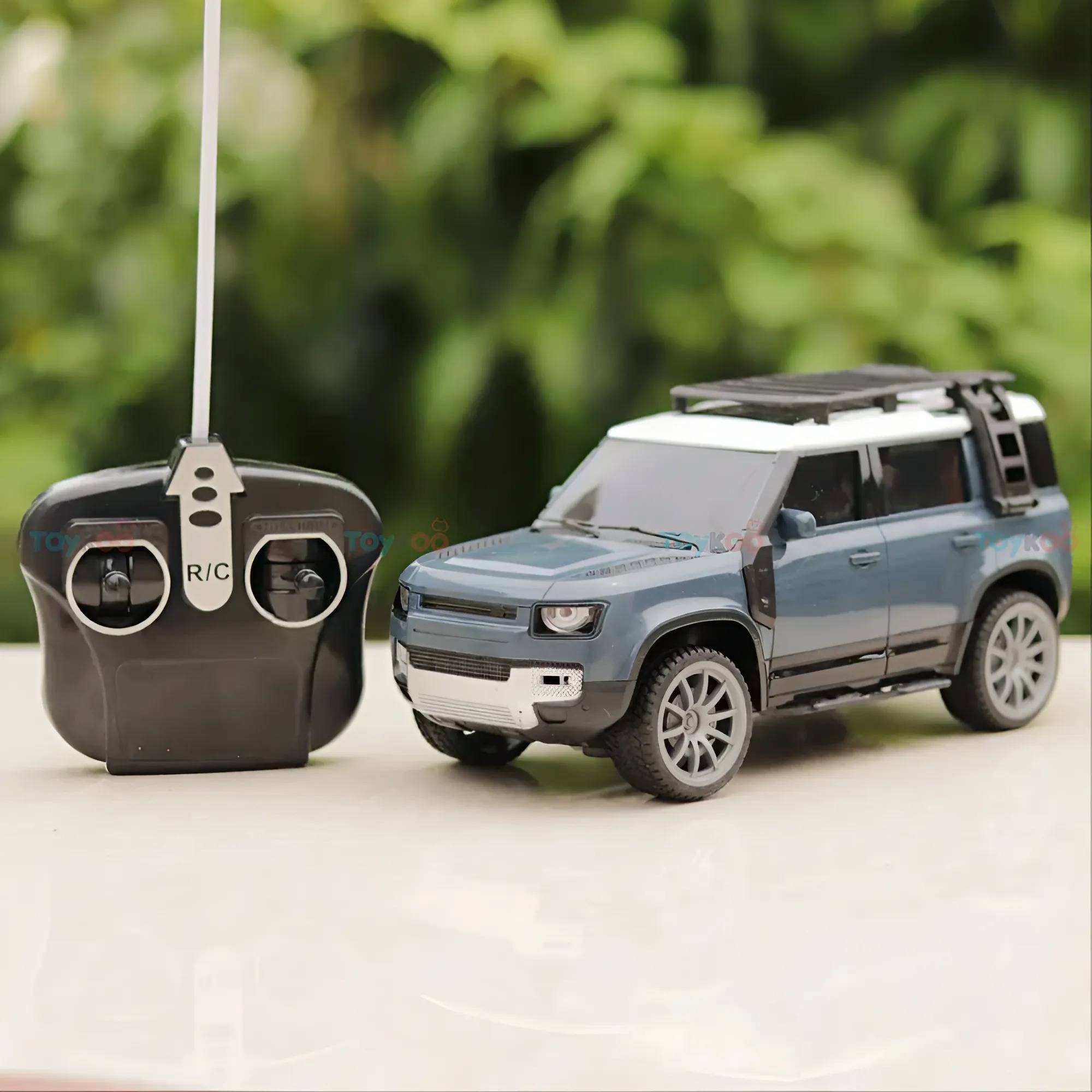 Remote Controlled Resembling Defender Toy Car | 1:16 Scale Remote Controlled Resembling Defender Toy Car | 1:16 Scale