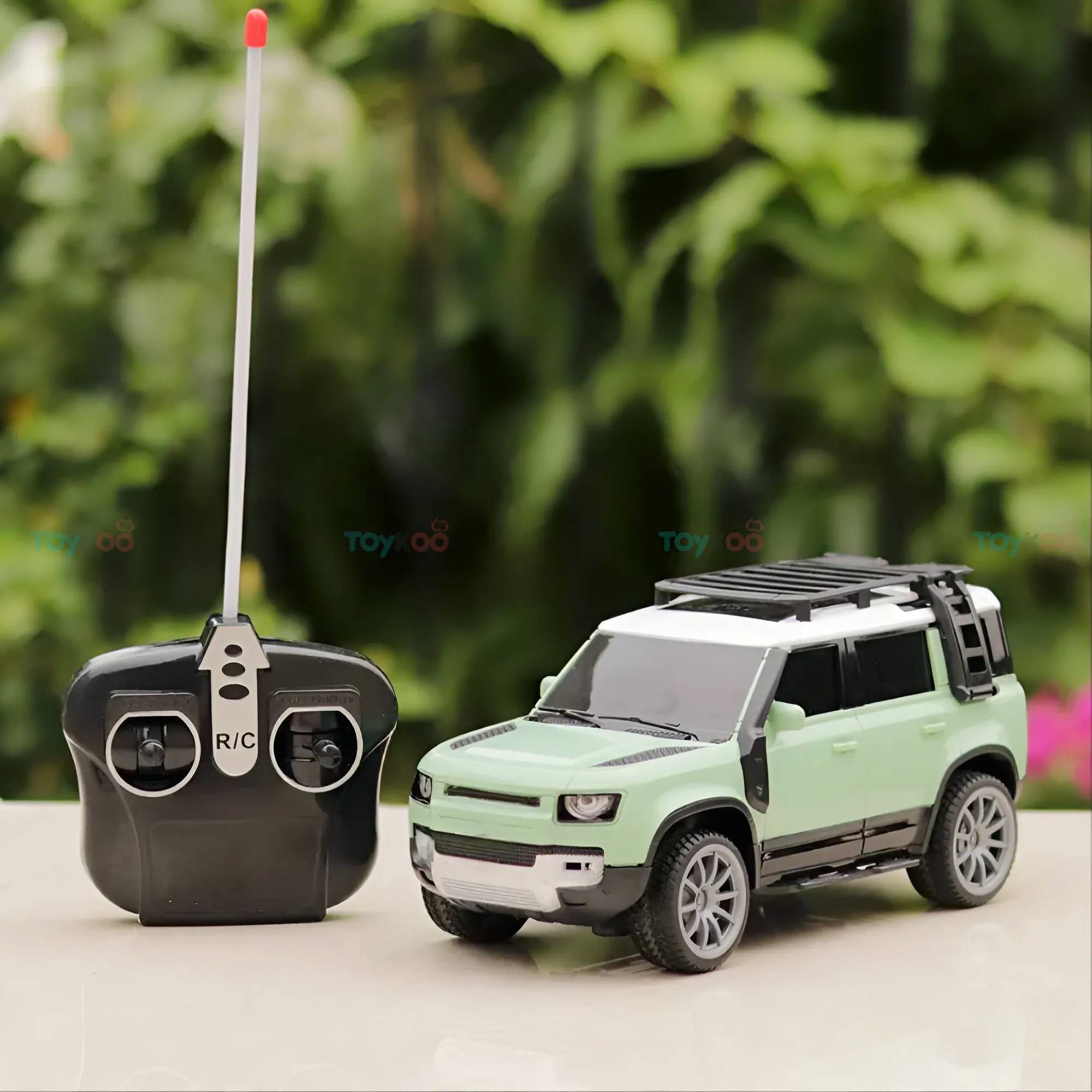 Remote Controlled Resembling Defender Toy Car | 1:16 Scale Remote Controlled Resembling Defender Toy Car | 1:16 Scale