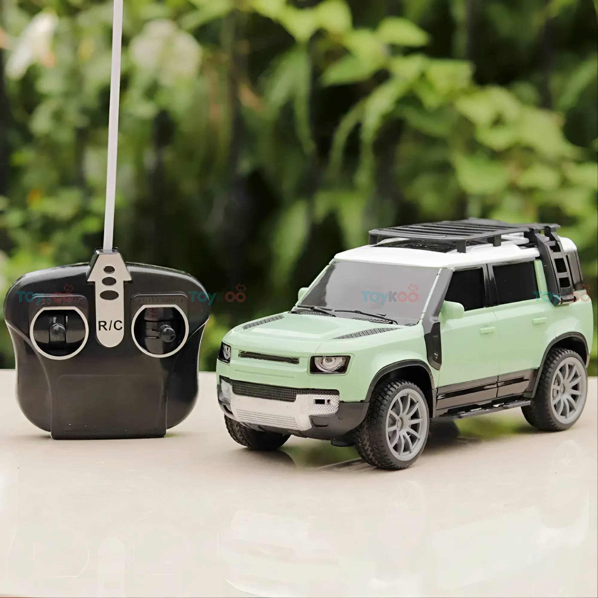 Remote Controlled Resembling Defender Toy Car | 1:16 Scale Remote Controlled Resembling Defender Toy Car | 1:16 Scale
