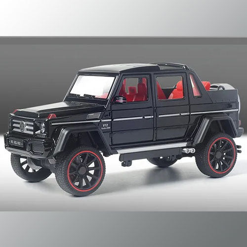 1:22 Scale GM-650 AMG Die Cast Pull Back Car Model with Lights and Sound