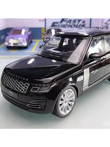 Range Rover Diecast Car Metal - Scale 1:18 - Large Size - Signature Variant
