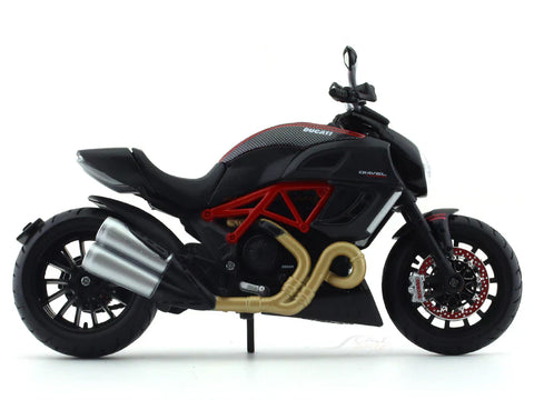 Ducati Diavel Carbon 1:12 Licensed Maisto Diecast Alloy Model Bike
